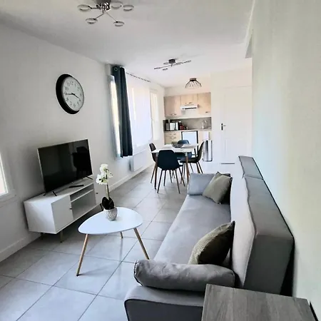 Duplex Cosy Avec Place De Parking Privee * לה מאנש