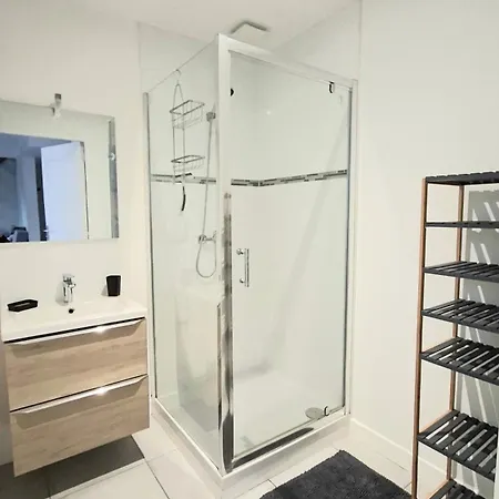 Duplex Cosy Avec Place De Parking Privee * לה מאנש